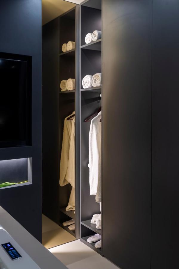 Ostia Holiday Greed Lounge Privee Экстерьер фото