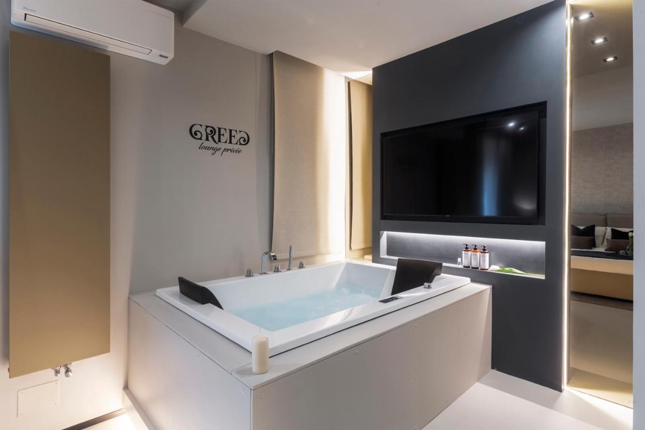 Ostia Holiday Greed Lounge Privee Экстерьер фото